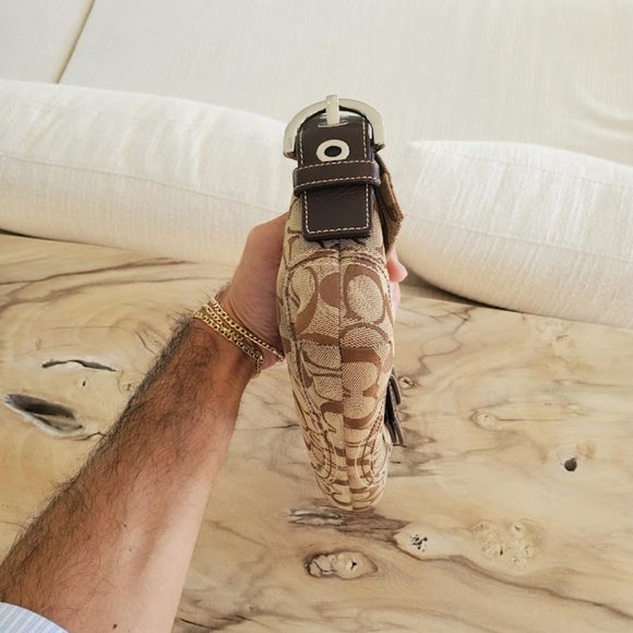 Coach Soho Demi Pouch - Picture 4 of 8